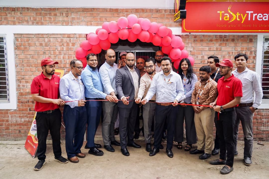 Eastern University Inaugurated Tasty Treat Outlet on Campus